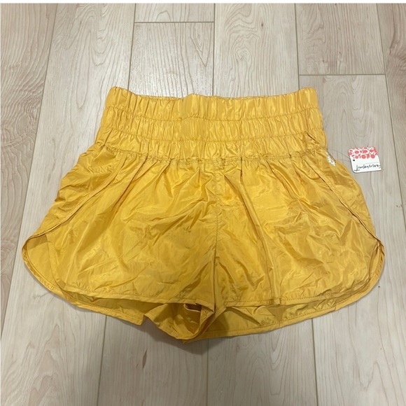 Free People FP Movement The Way Home Shorts, Varsity Gold, sz L - Picture 4 of 14